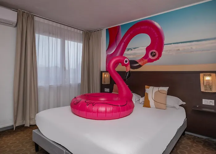 Brit Opal Centre Port 3*