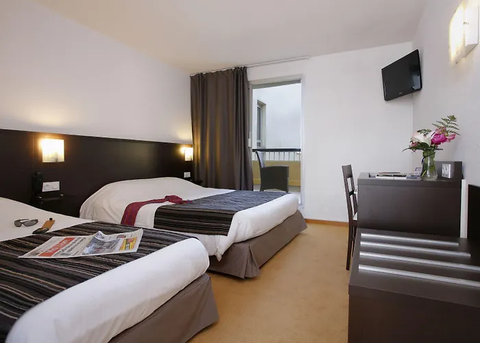 Brit Opal Centre Port 3*