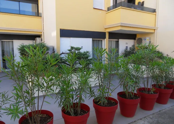 Brit Opal Centre Port Hotel