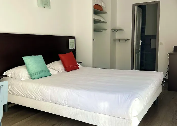 Brit Opal Centre Port Agde