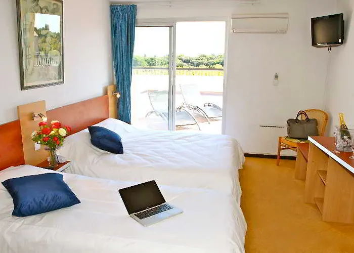 Hotel Brit Opal Centre Port